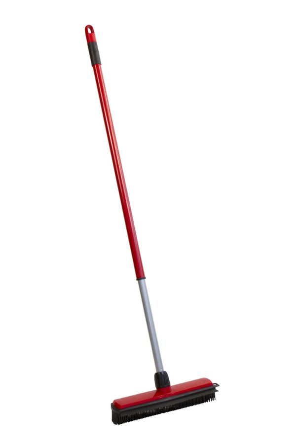 Rubberen bezem met telescoopsteel